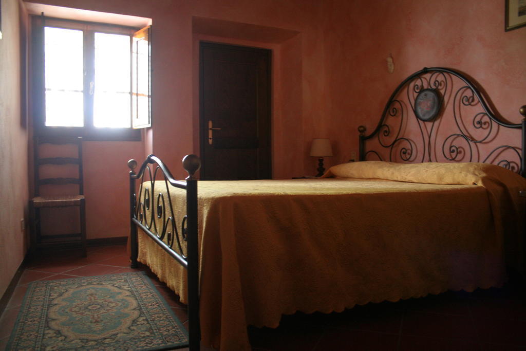 Il Sapito Guest House San Vivaldo Bagian luar foto